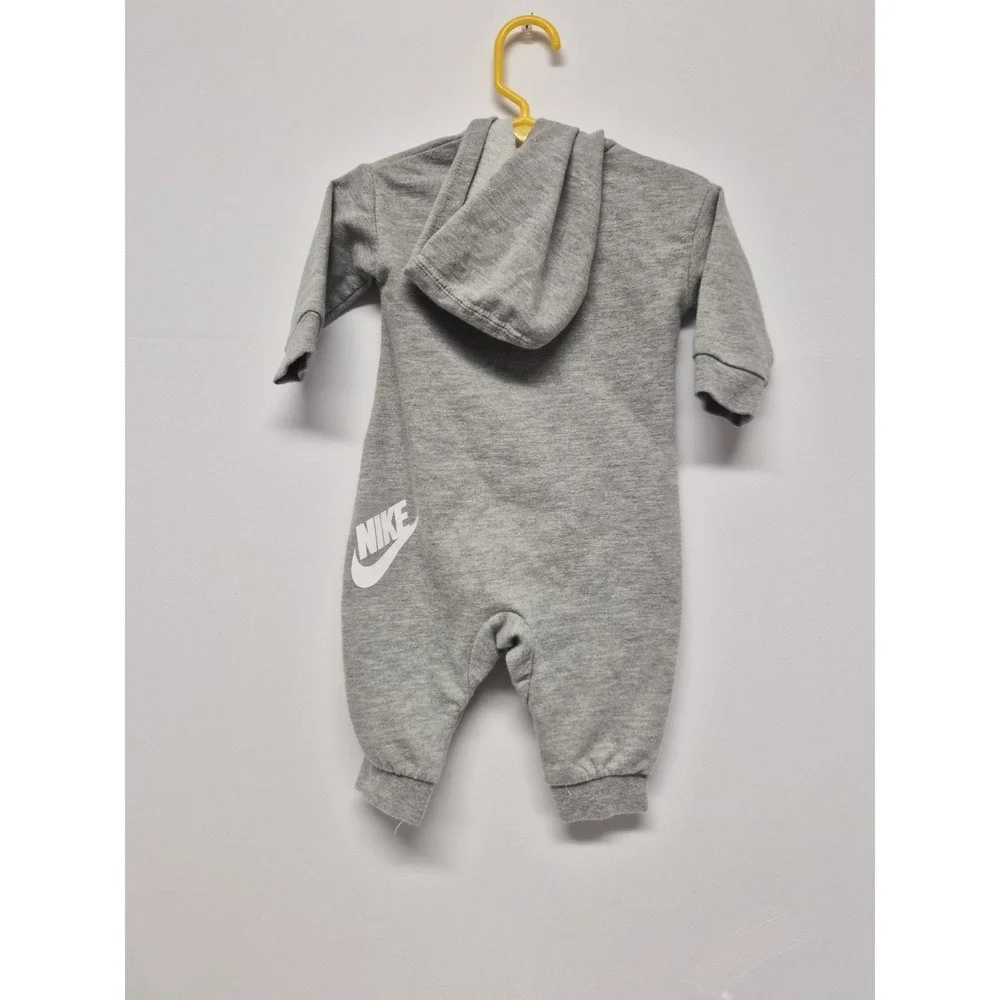 Nike Baby One Piece Hooded Romper Size 6/9 Months‎ Gray Full Zip